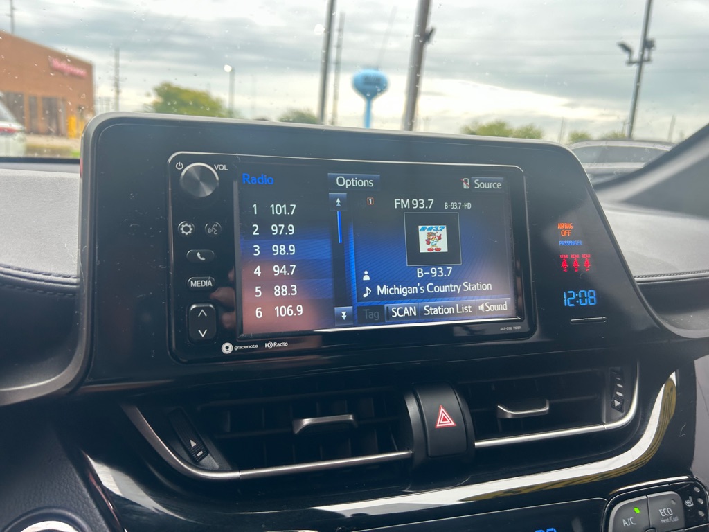 Photo 20 of this TOYOTA C-HR