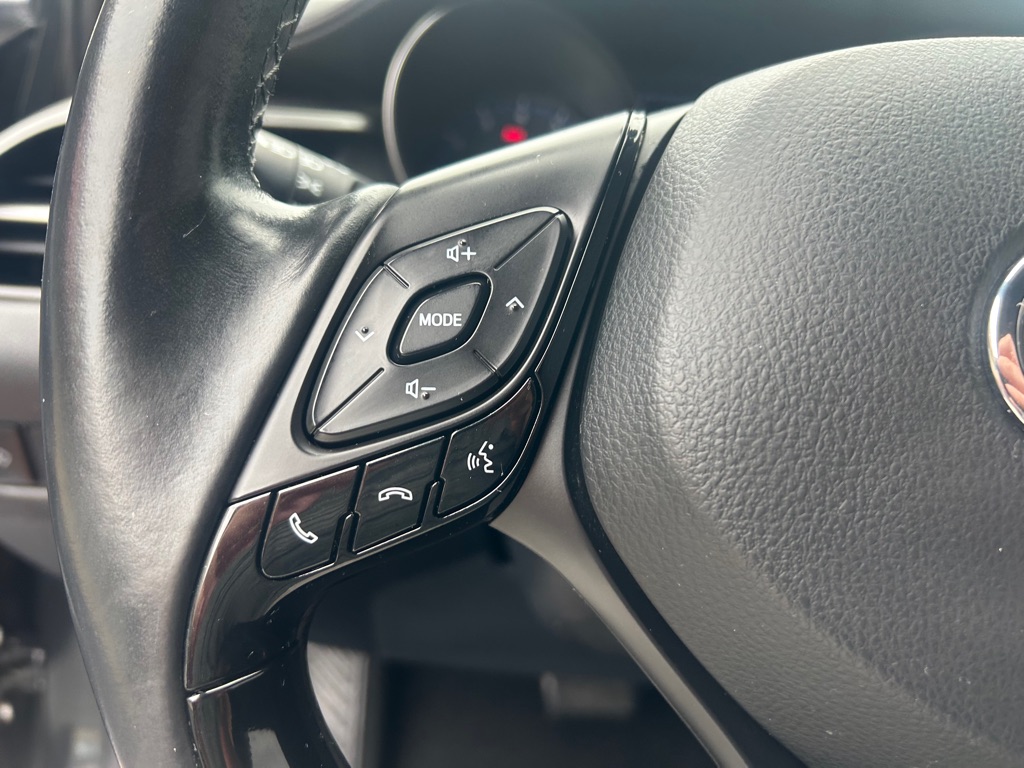 Photo 17 of this TOYOTA C-HR