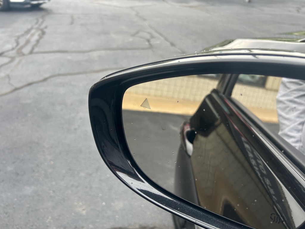 Photo 19 of this CHRYSLER PACIFICA
