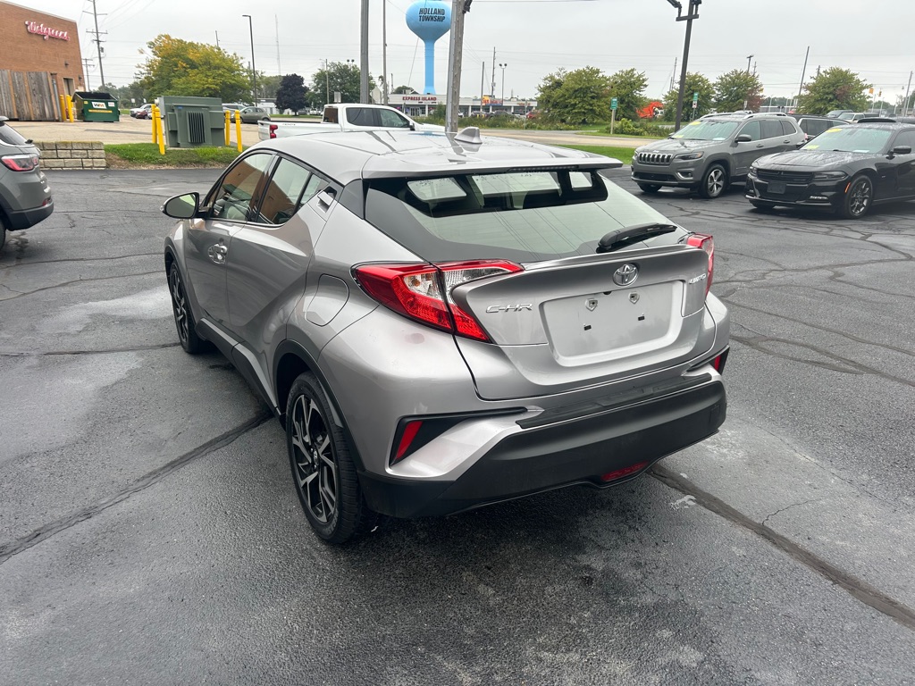 Photo 5 of this TOYOTA C-HR