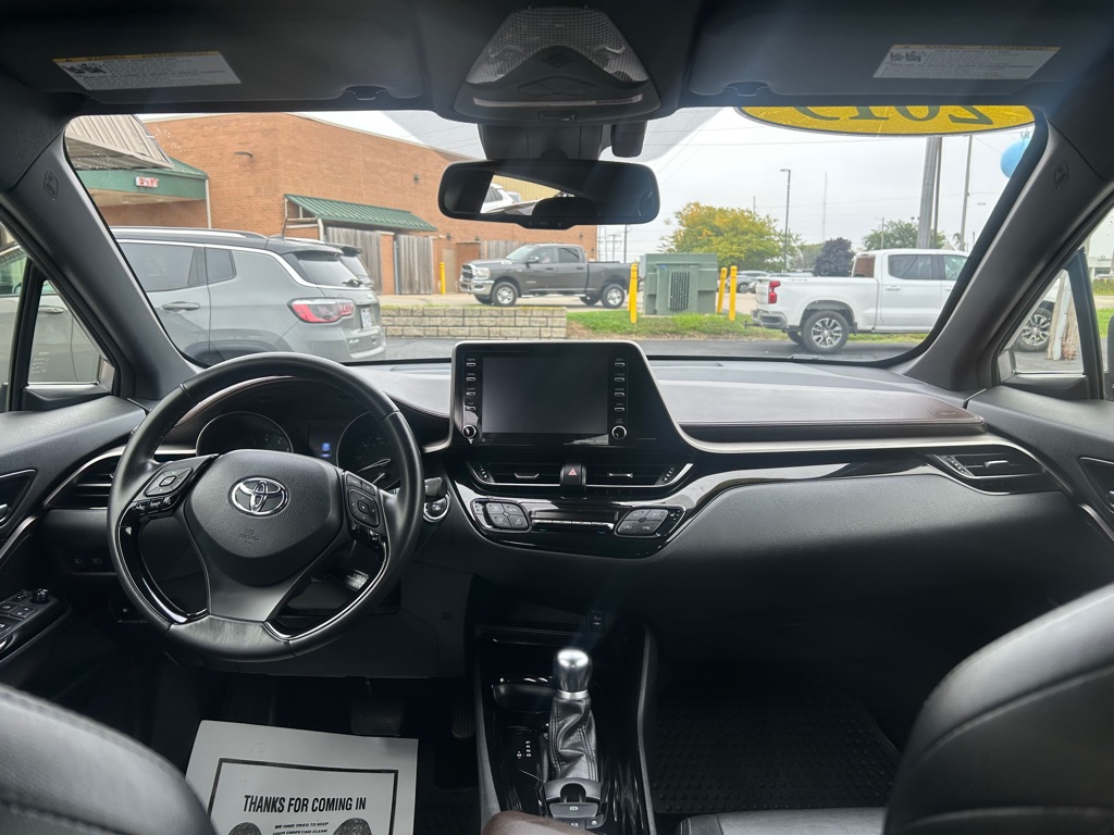 Photo 12 of this TOYOTA C-HR
