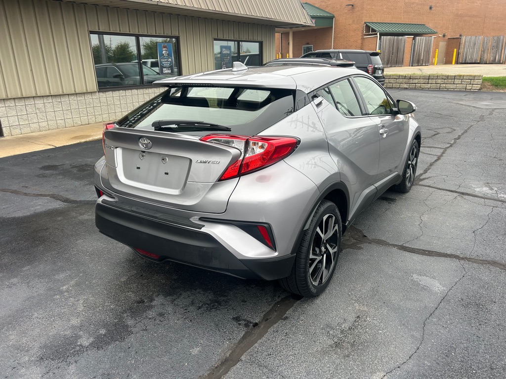 Photo 6 of this TOYOTA C-HR