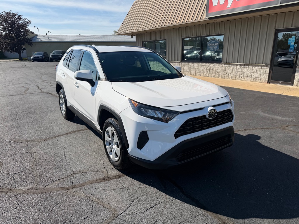 Photo 2 of this TOYOTA RAV4