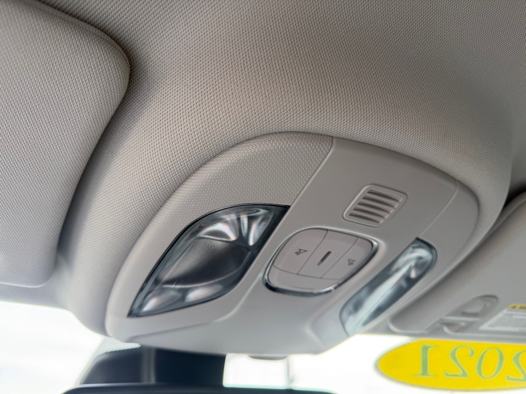 Photo 25 of this JEEP COMPASS
