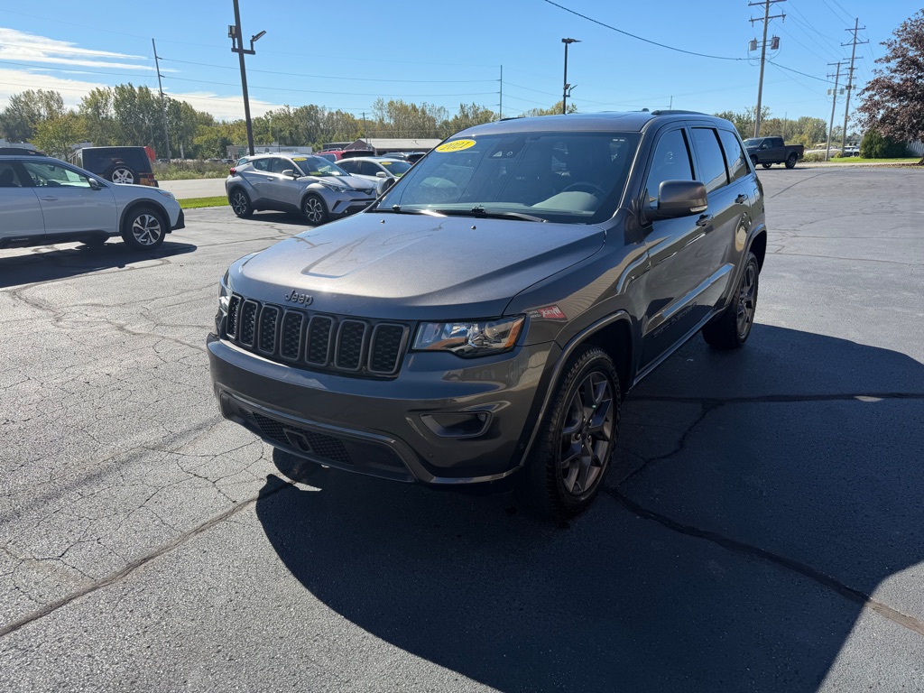 Photo 3 of this JEEP GRAND CHEROKEE