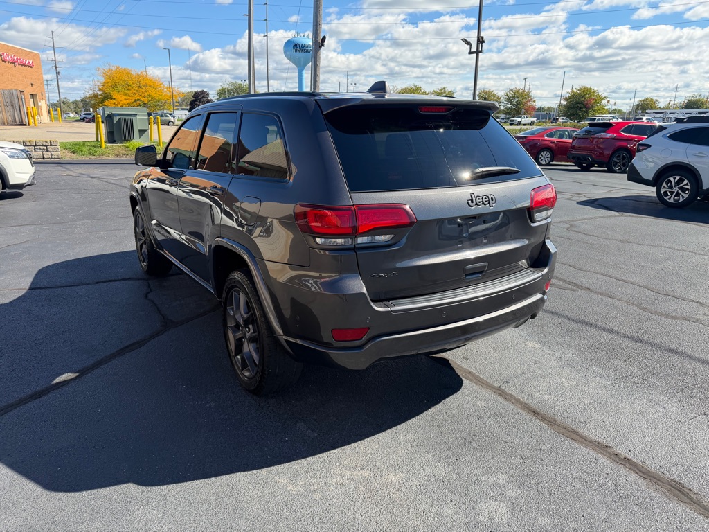 Photo 5 of this JEEP GRAND CHEROKEE