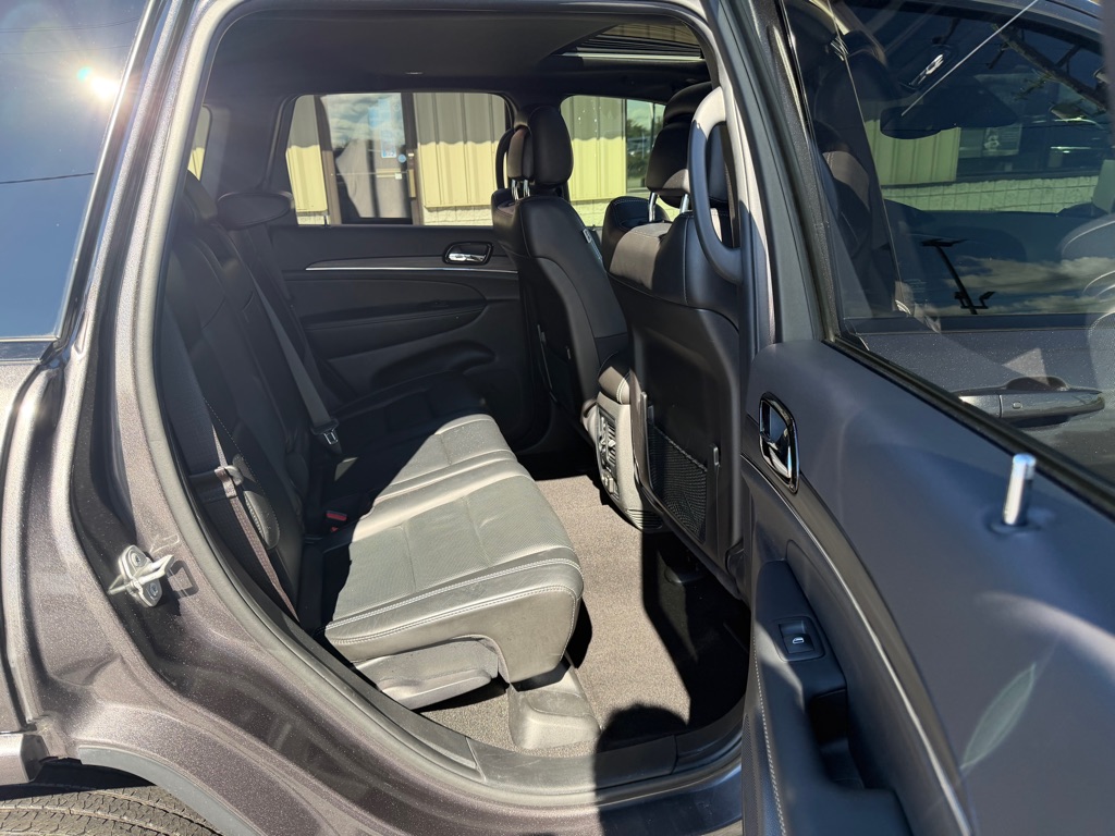 Photo 9 of this JEEP GRAND CHEROKEE