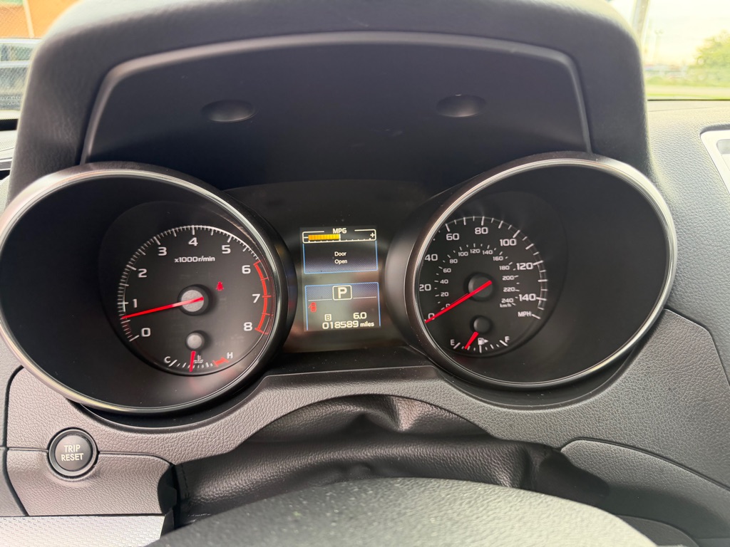 Photo 15 of this SUBARU LEGACY