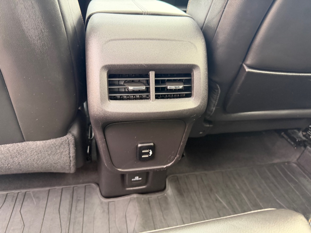 Photo 15 of this GMC TERRAIN