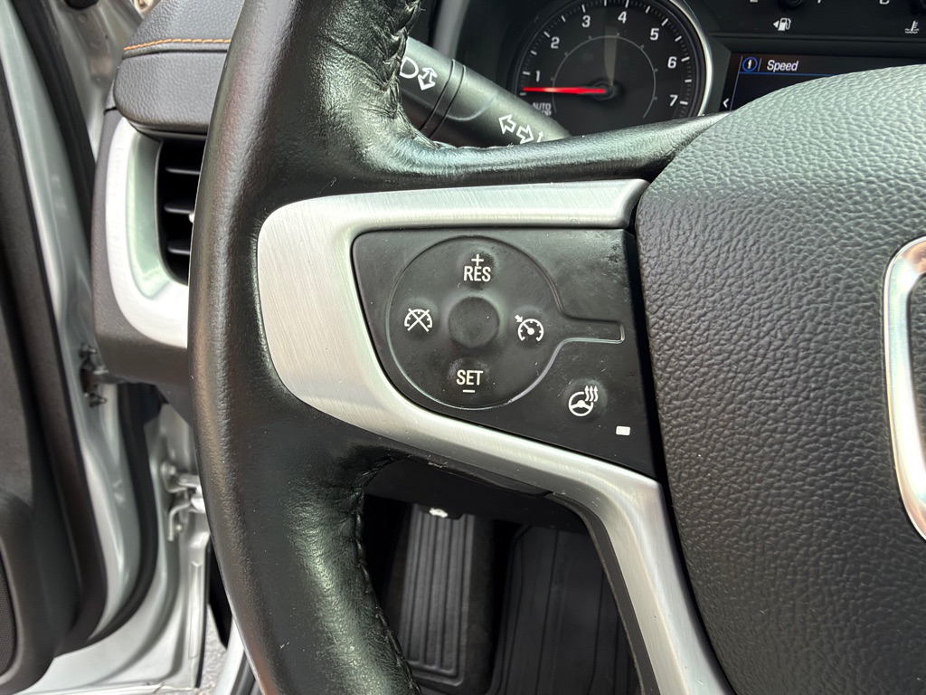 Photo 22 of this GMC TERRAIN