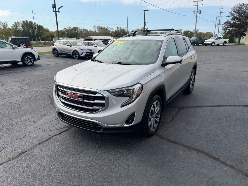 Photo 3 of this GMC TERRAIN