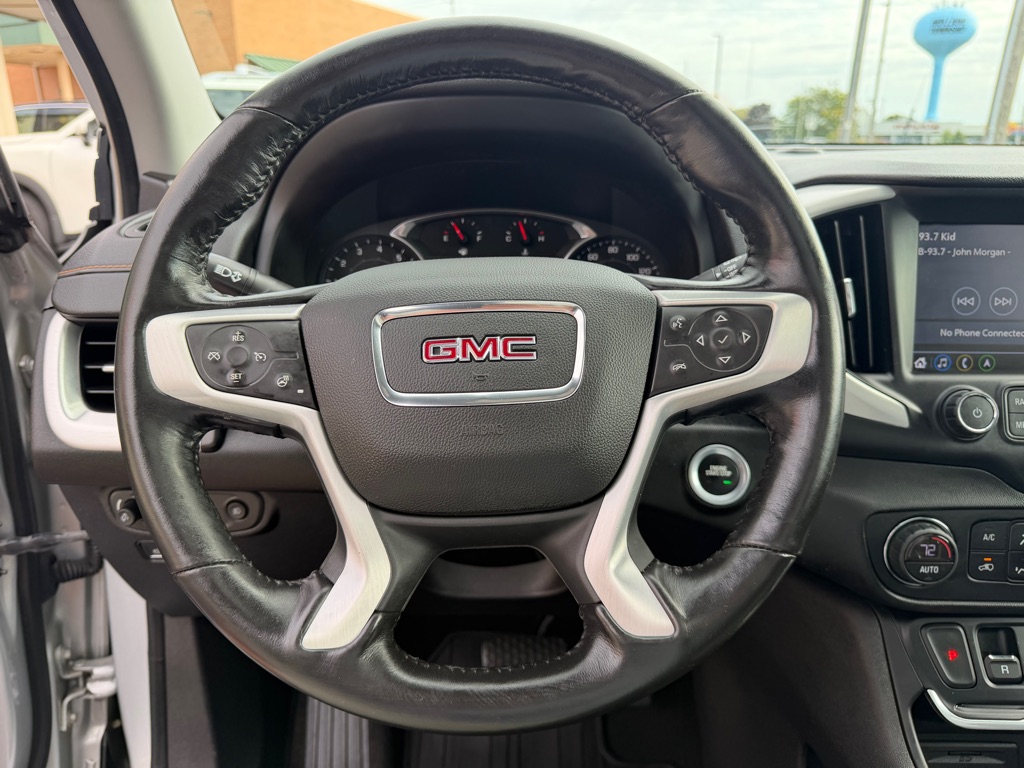 Photo 20 of this GMC TERRAIN