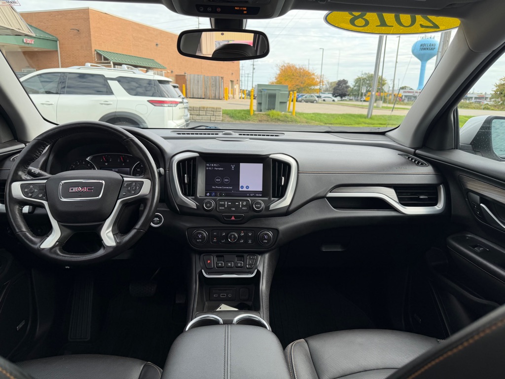 Photo 16 of this GMC TERRAIN