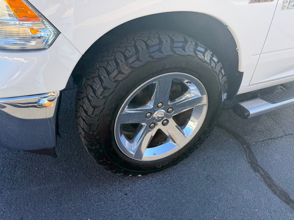 Photo 4 of this RAM 1500