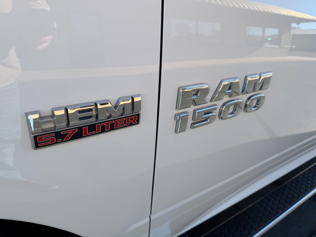 Photo 5 of this RAM 1500