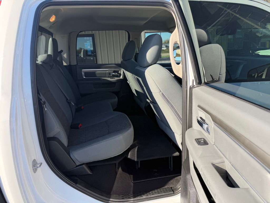 Photo 9 of this RAM 1500