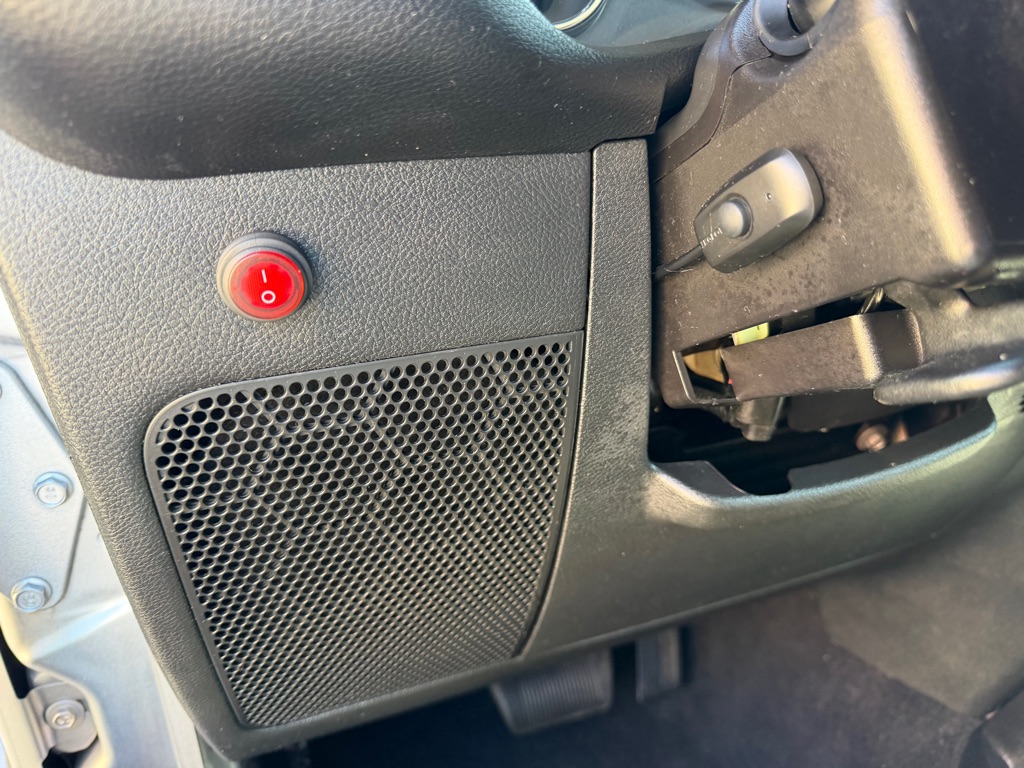 Photo 18 of this JEEP WRANGLER