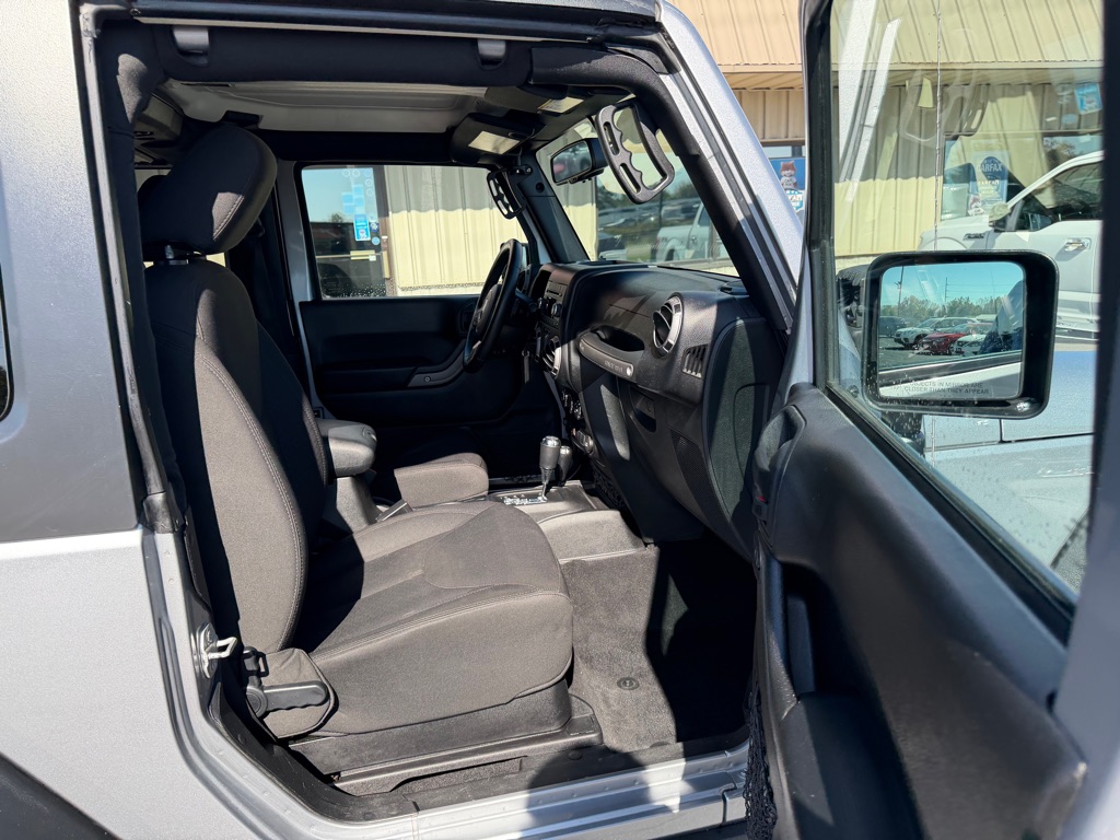 Photo 8 of this JEEP WRANGLER