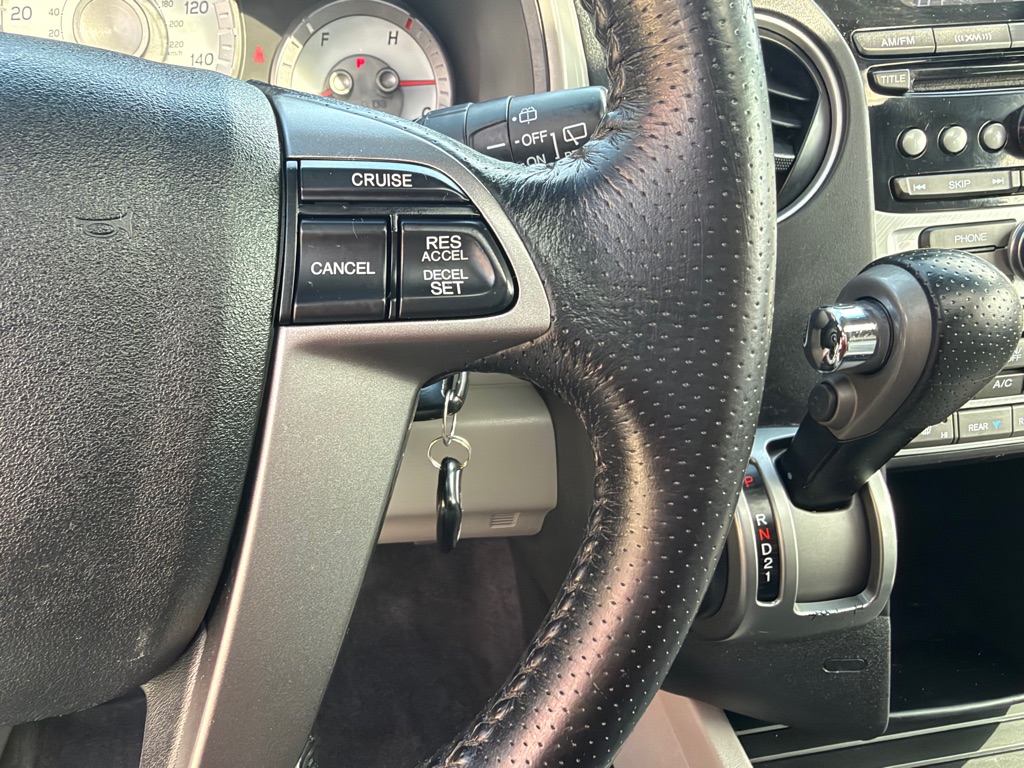 Photo 26 of this HONDA PILOT
