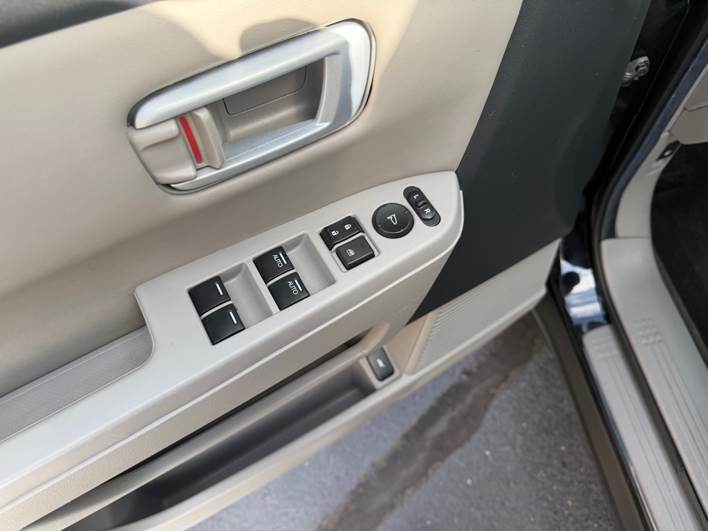 Photo 22 of this HONDA PILOT
