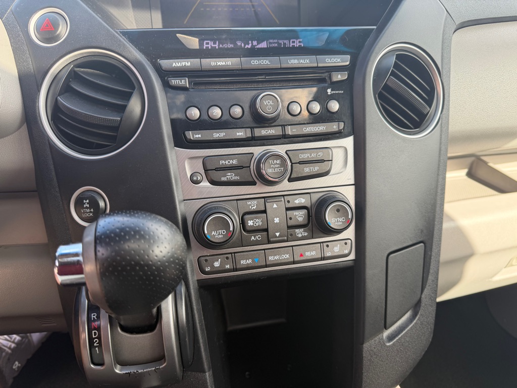 Photo 30 of this HONDA PILOT