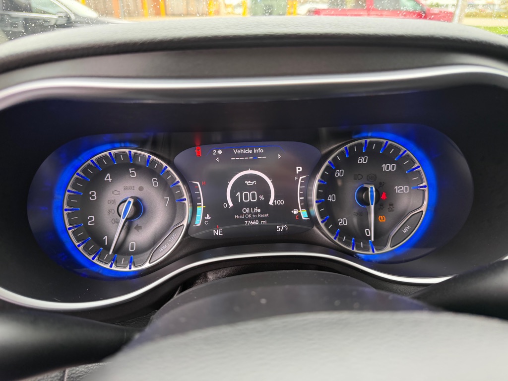 Photo 23 of this CHRYSLER PACIFICA