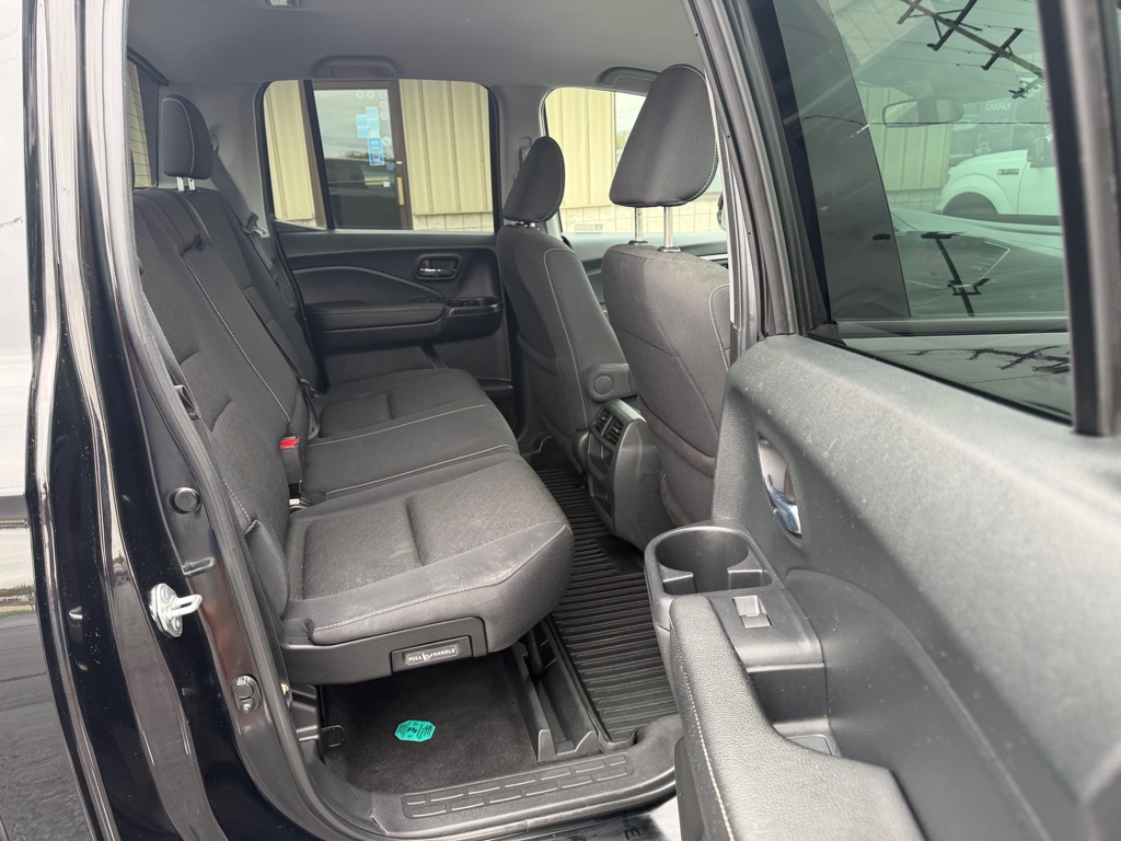 Photo 9 of this HONDA RIDGELINE