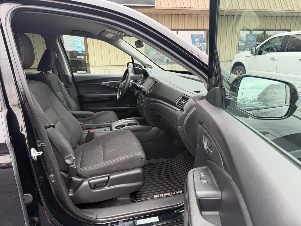 Photo 8 of this HONDA RIDGELINE