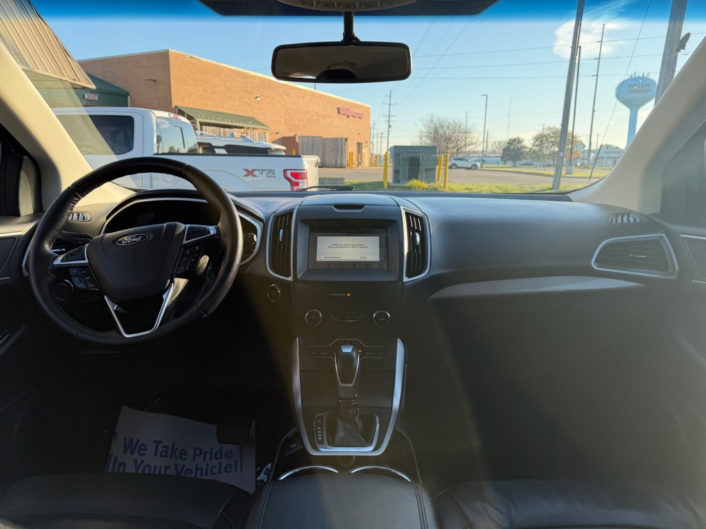 Photo 11 of this FORD EDGE