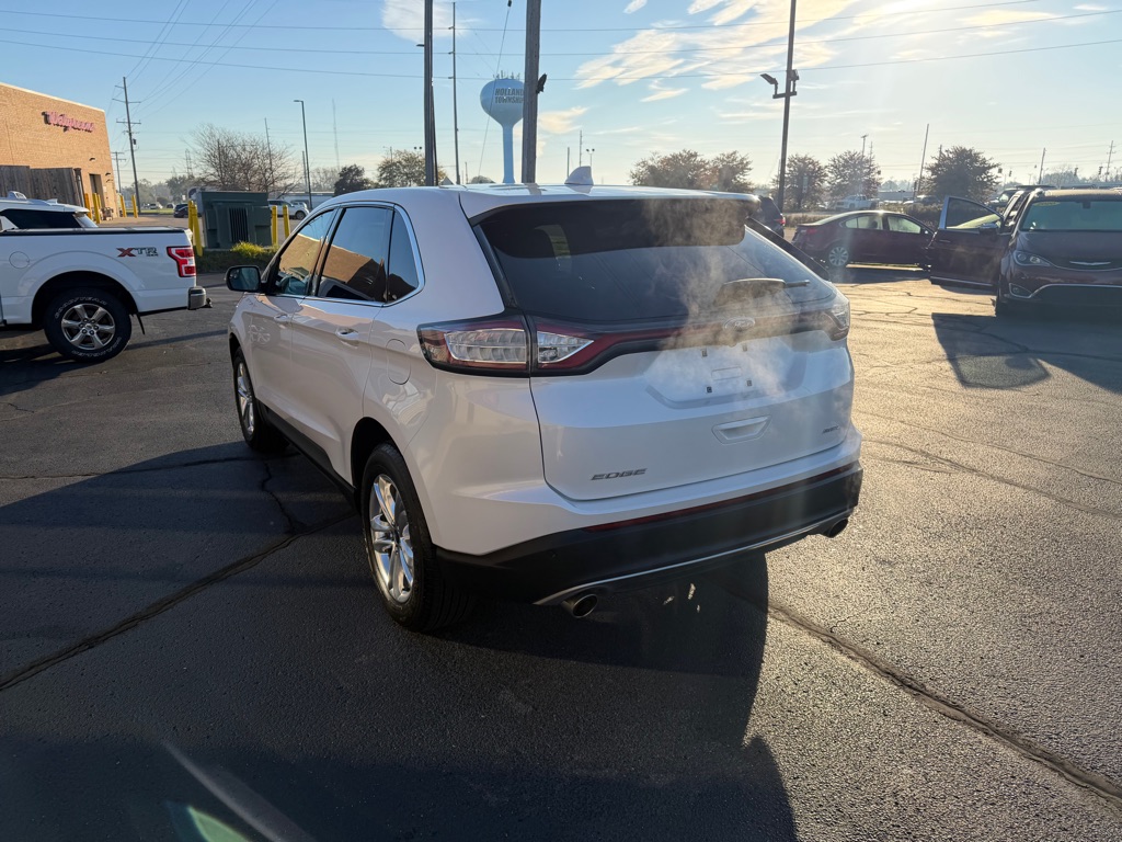 Photo 5 of this FORD EDGE