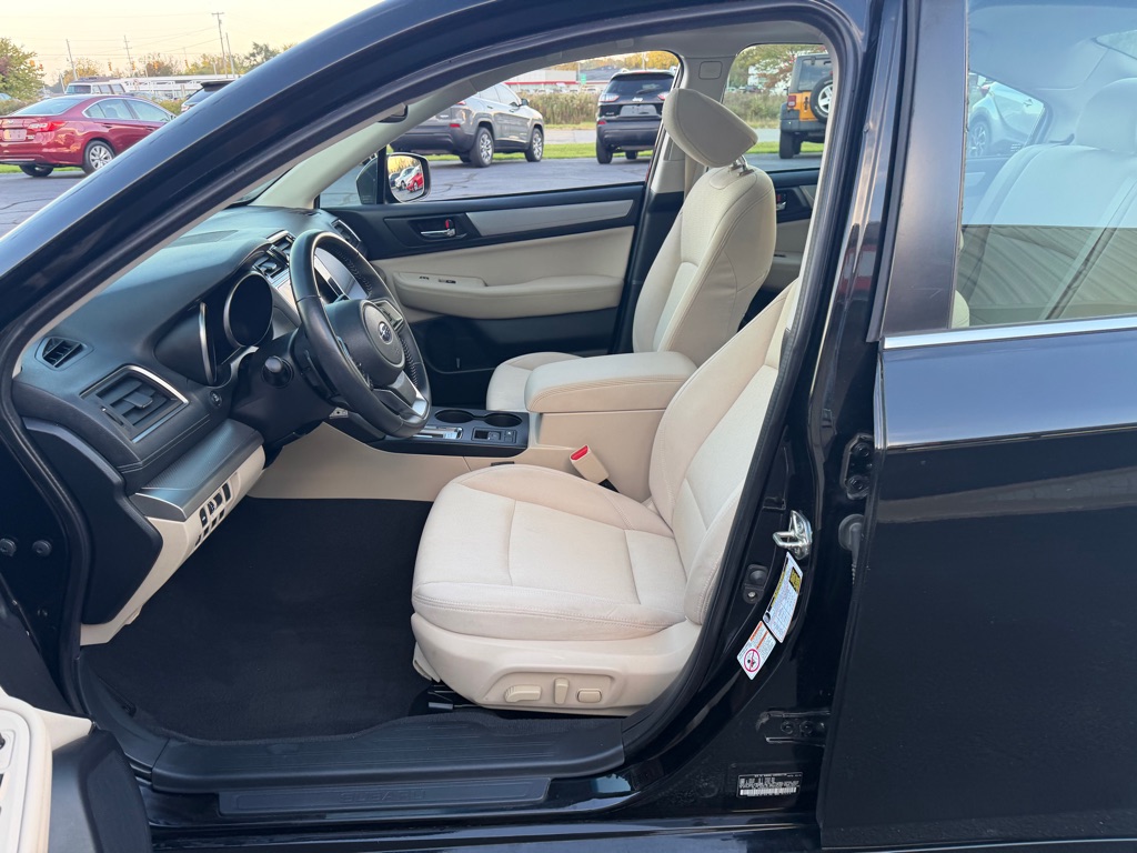 Photo 14 of this SUBARU LEGACY