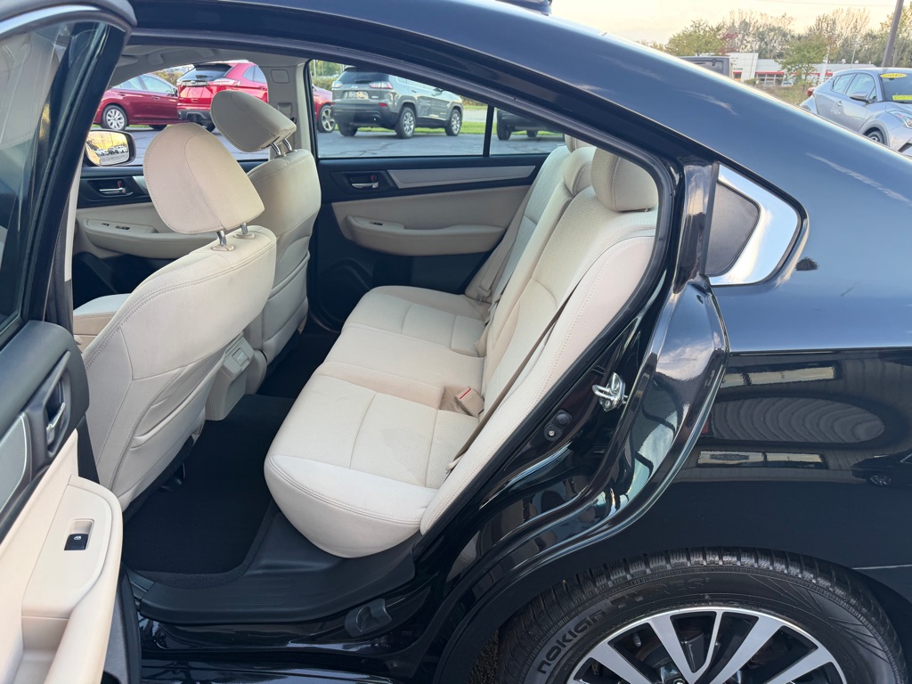Photo 11 of this SUBARU LEGACY