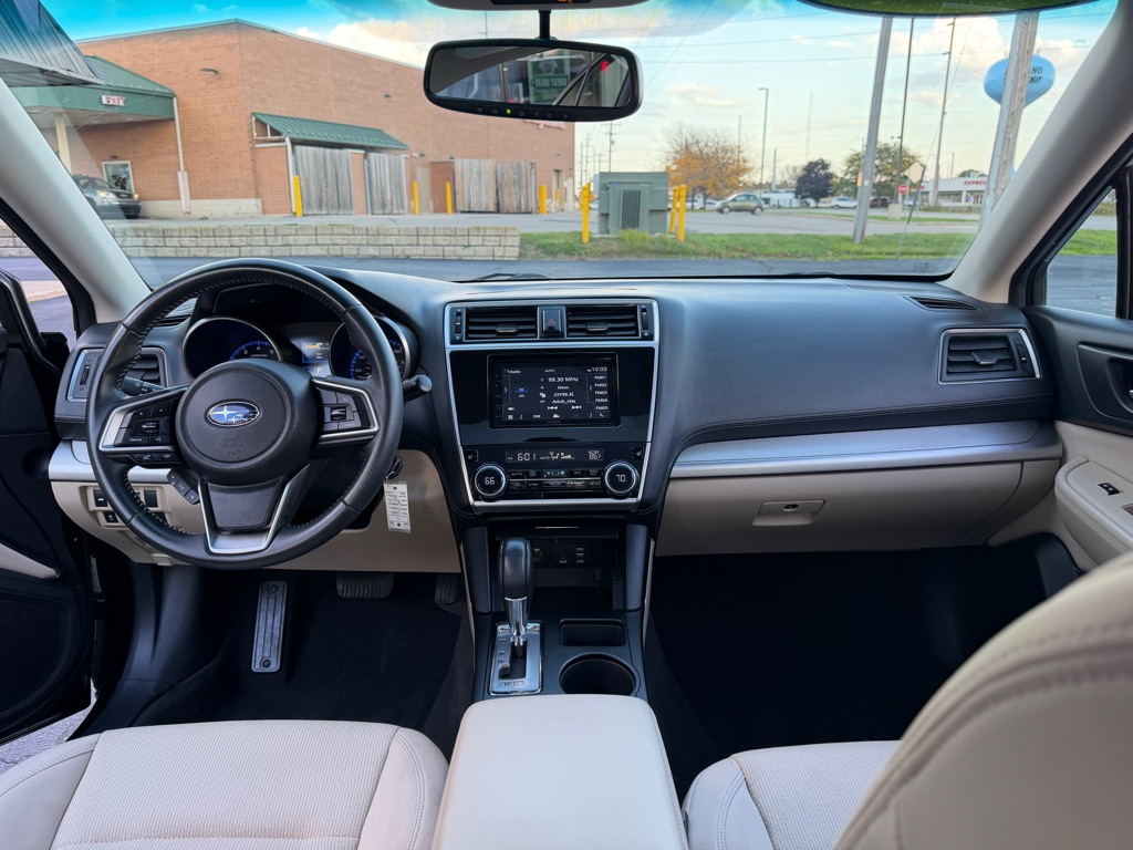 Photo 12 of this SUBARU LEGACY