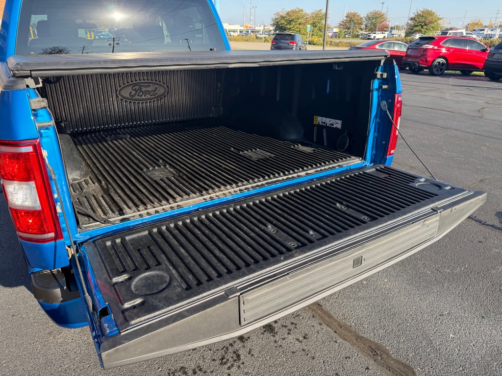 Photo 10 of this FORD F150