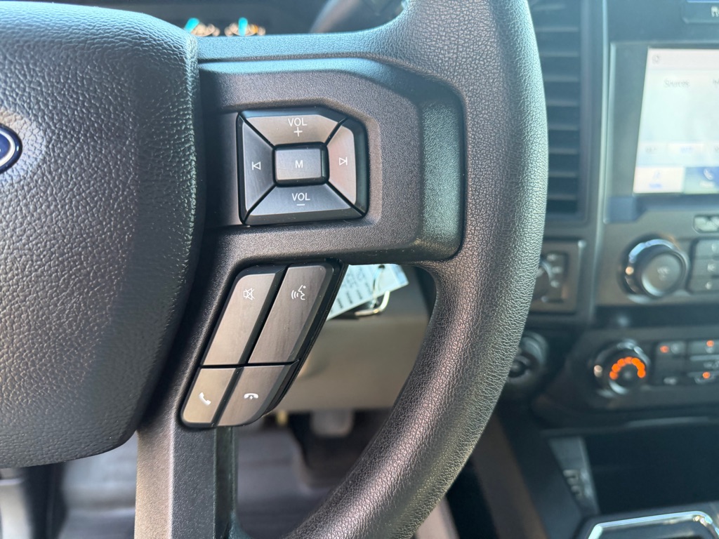 Photo 18 of this FORD F150