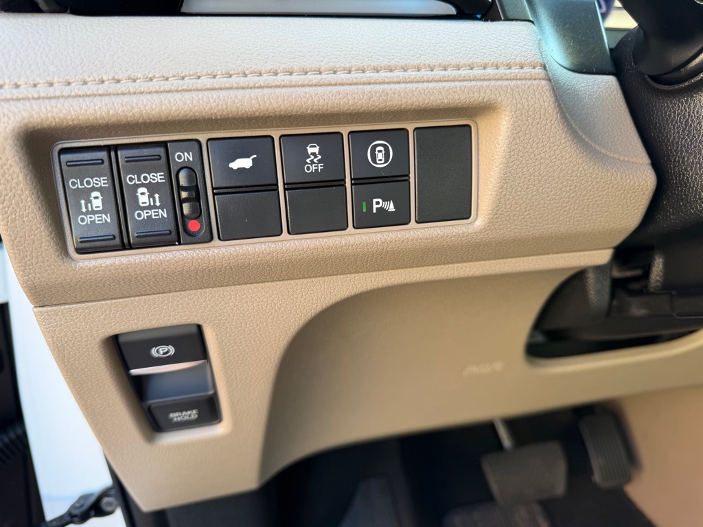 Photo 26 of this HONDA ODYSSEY