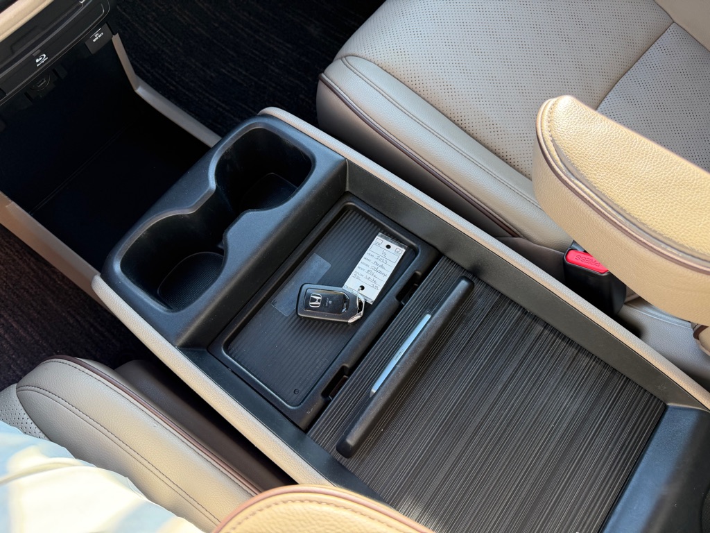 Photo 30 of this HONDA ODYSSEY