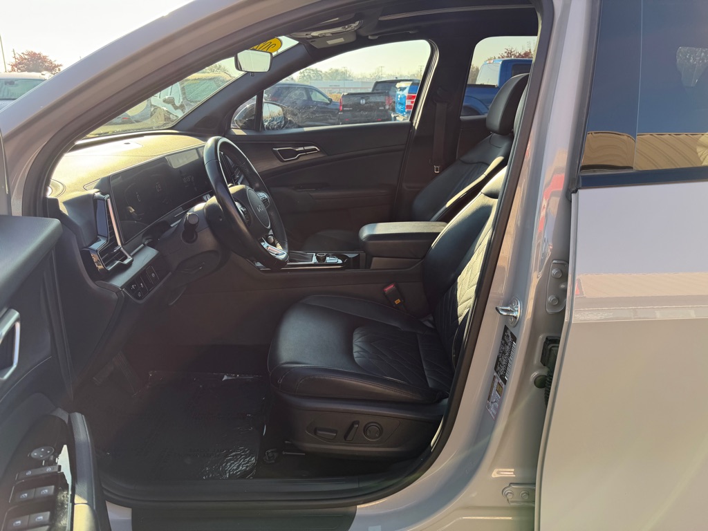 Photo 14 of this KIA SPORTAGE