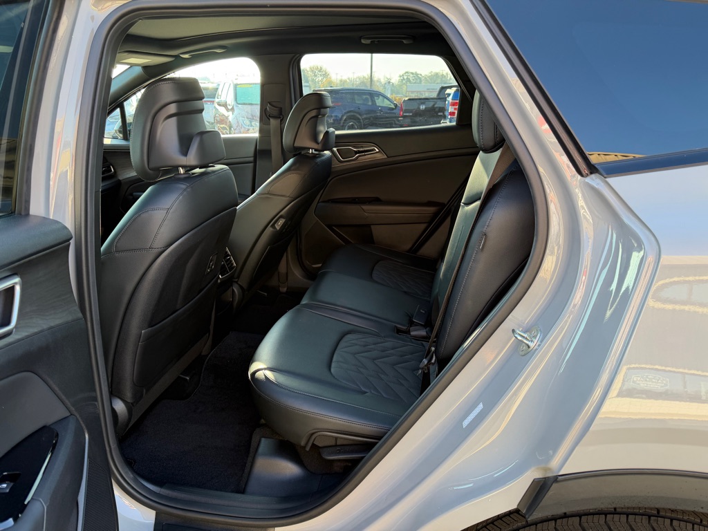 Photo 11 of this KIA SPORTAGE