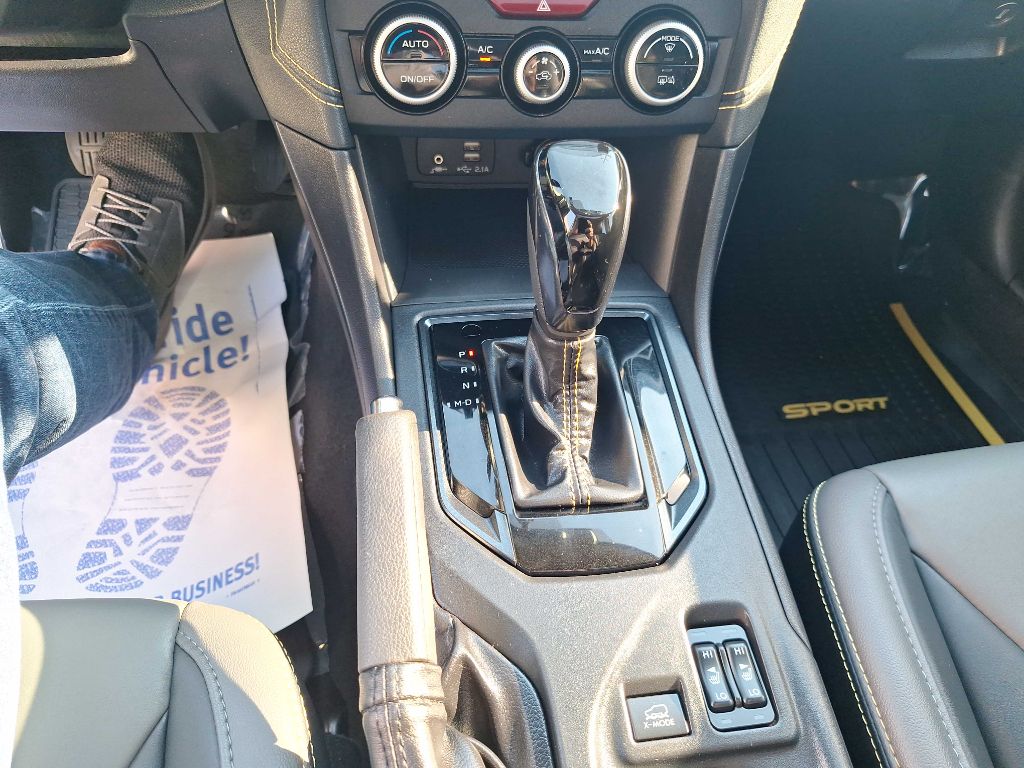 Photo 14 of this SUBARU CROSSTREK