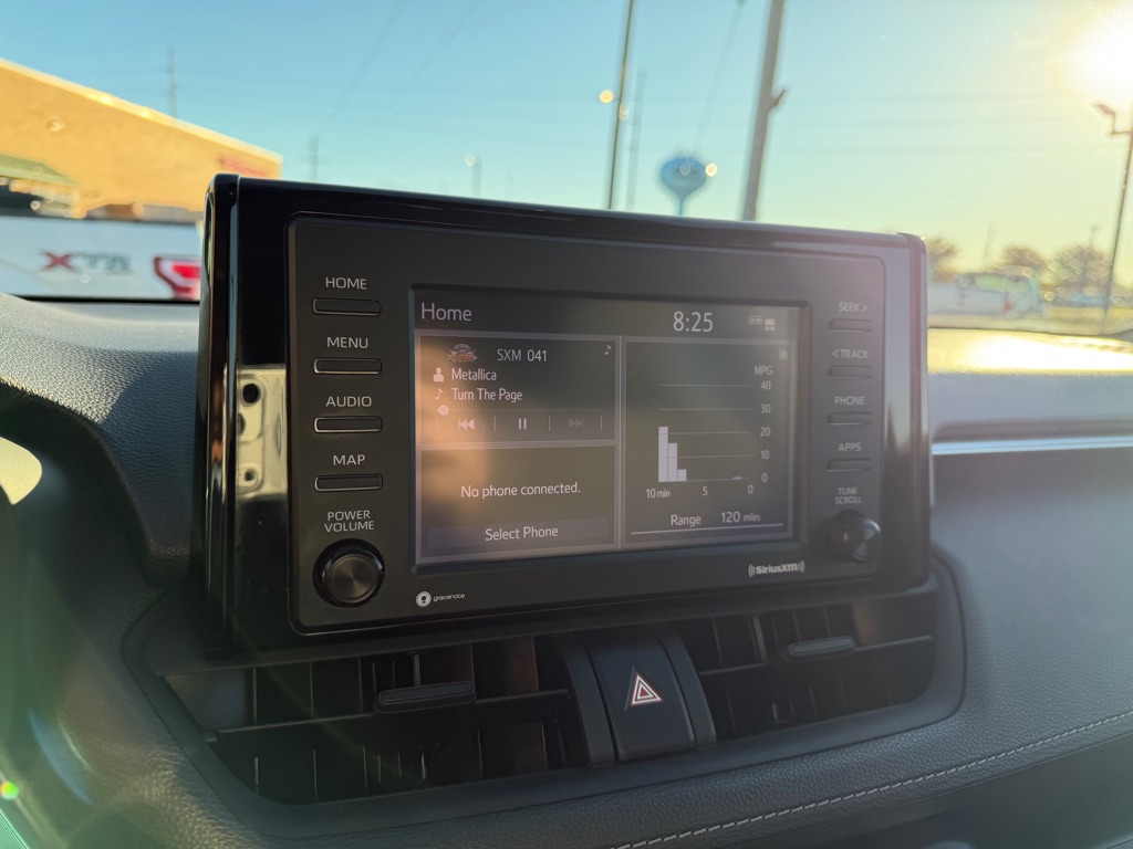 Photo 22 of this TOYOTA RAV4