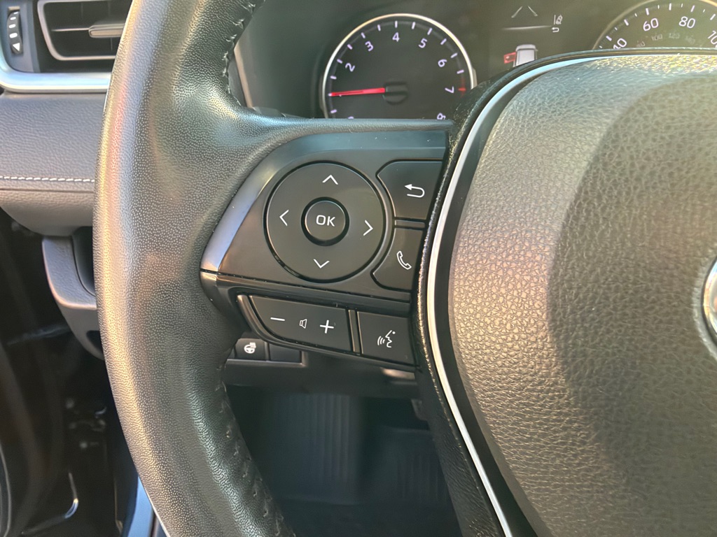 Photo 19 of this TOYOTA RAV4