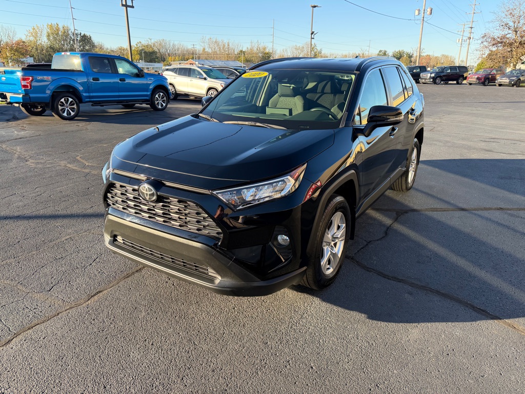 Photo 3 of this TOYOTA RAV4