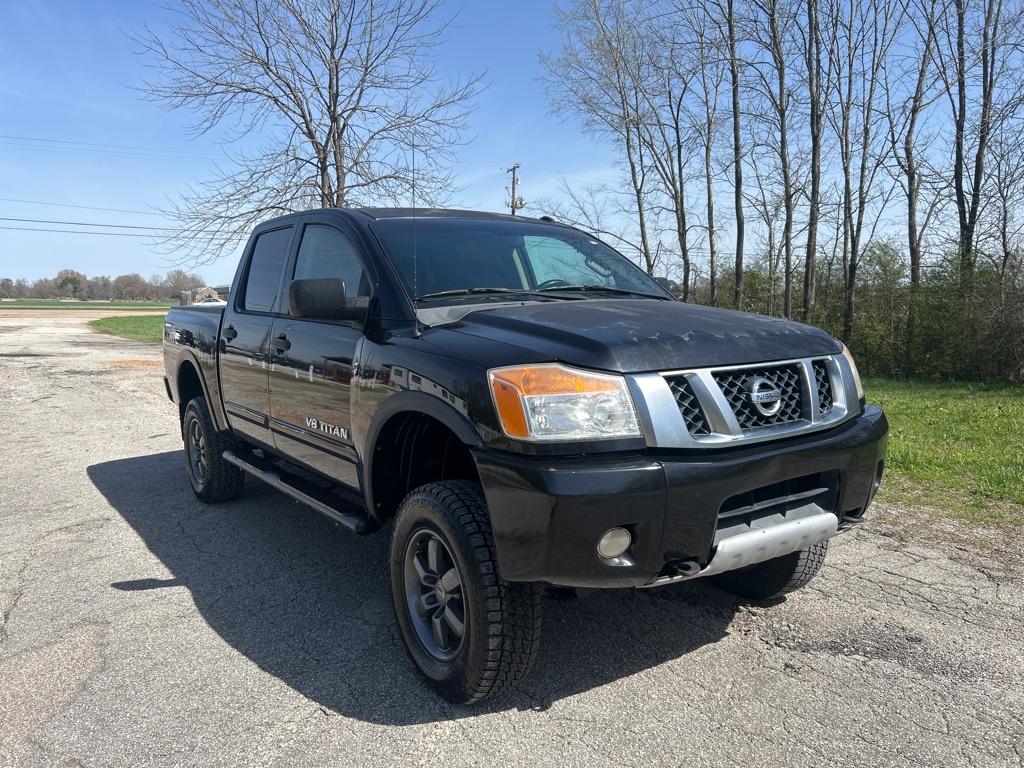 2015 Nissan Titan PRO-4X Crew Cab 4WD
