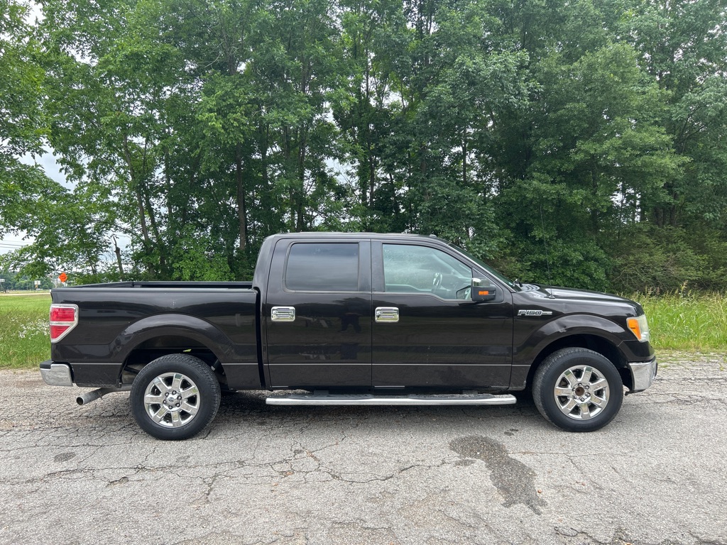View vehicle photo 6