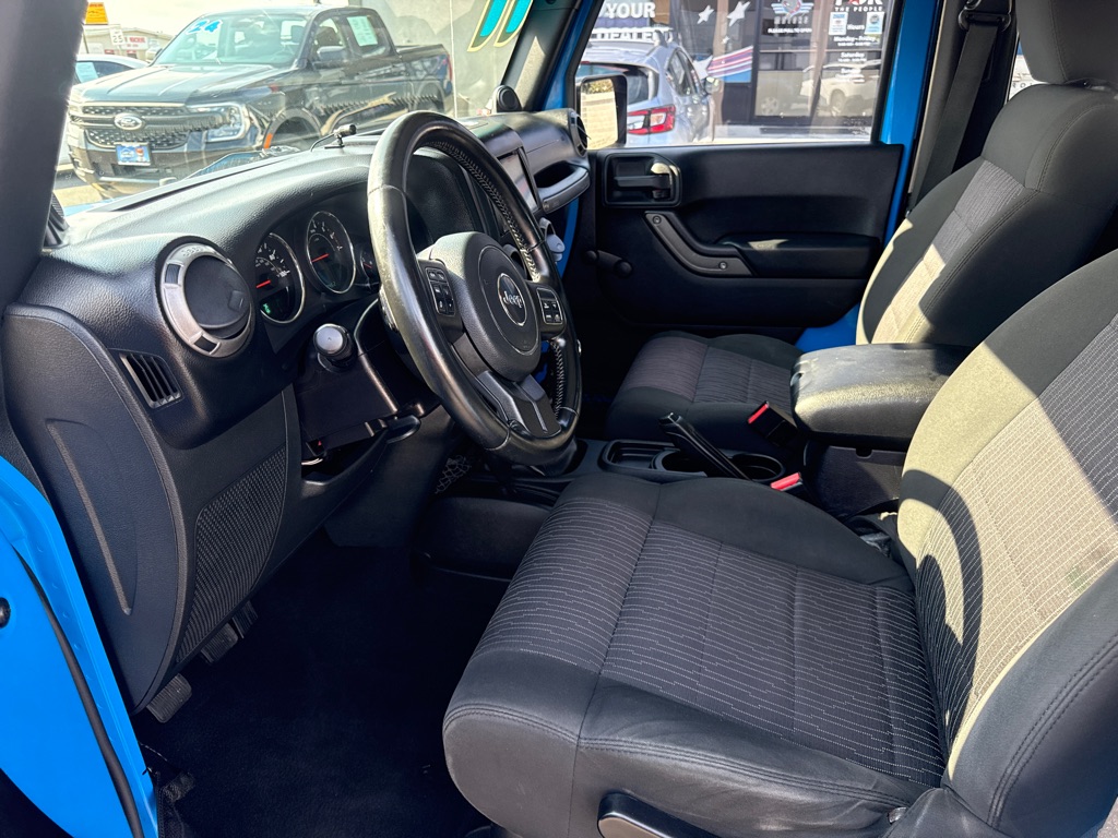 Photo 11 of this JEEP WRANGLER