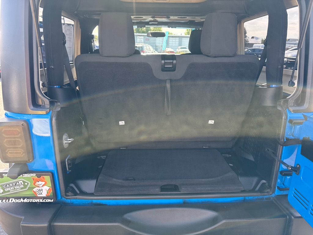 Photo 14 of this JEEP WRANGLER