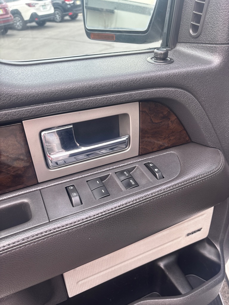 Photo 15 of this FORD F150