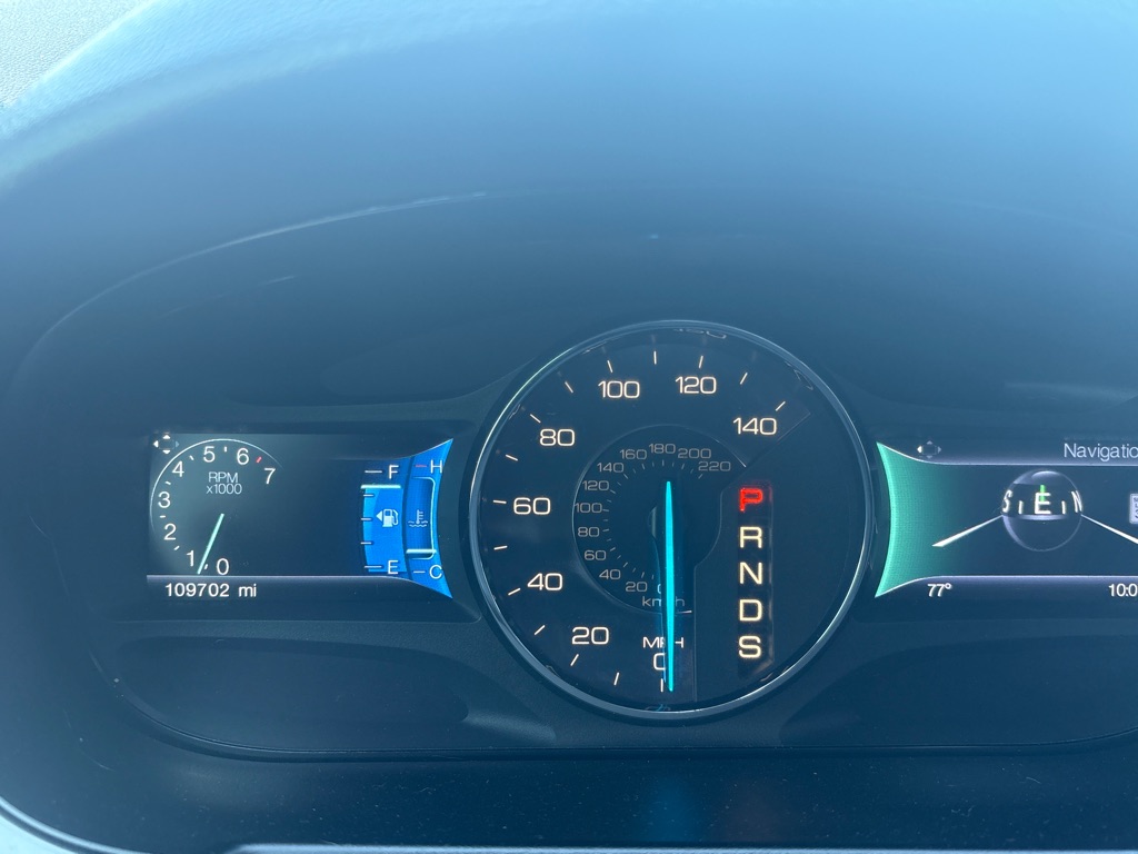 Photo 17 of this FORD EDGE