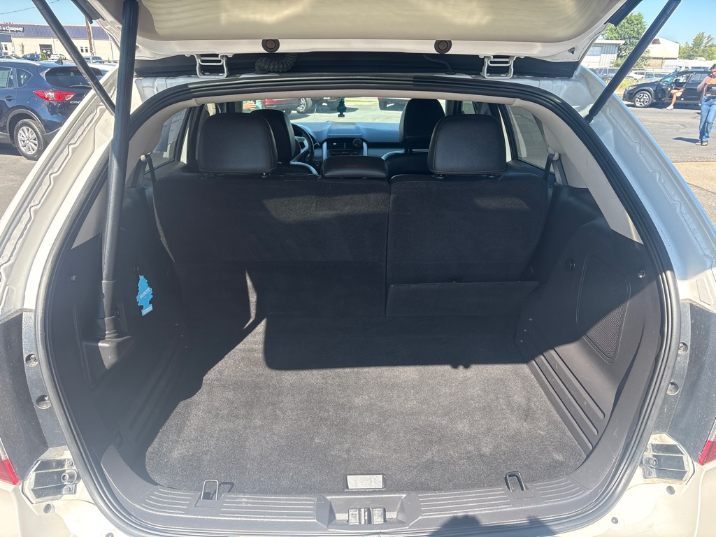 Photo 11 of this FORD EDGE
